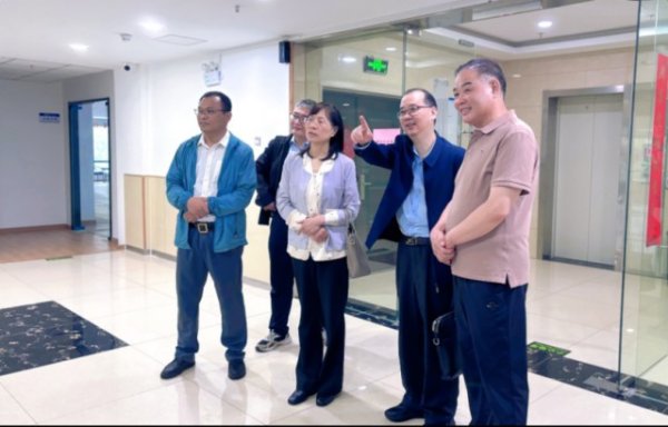 万盈配资 全国工商联调研组赴安徽省新兴产业协会调研
